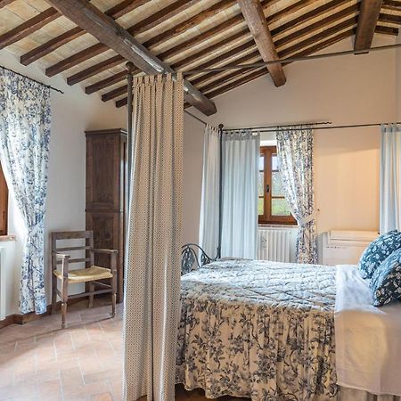 L'Aurora Bed & Breakfast Todi Bagian luar foto